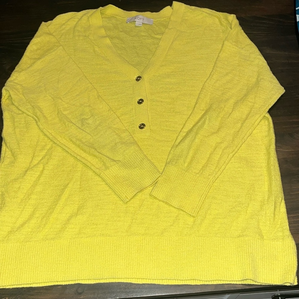LOFT lightweight vneck yellow sweater with gold buttons size M